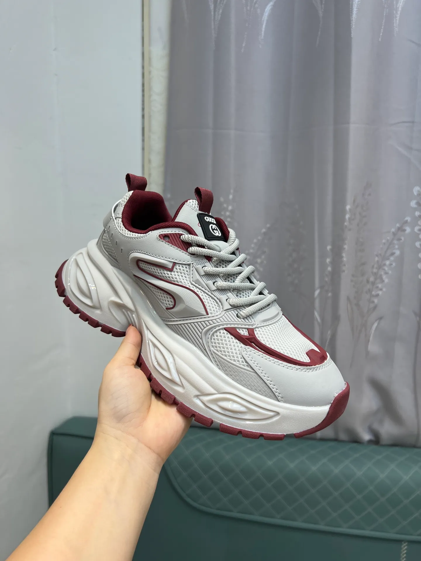 💰¥460 Brand: GUCCI Standard code: 38-44, Material: original material splicing, comfortable and breathable lining, lightweight and wear-resistant sports outsole Style category: men's fashionable casual shoes, running, sports shoes, distinguished luxury brand elements, top luxury
